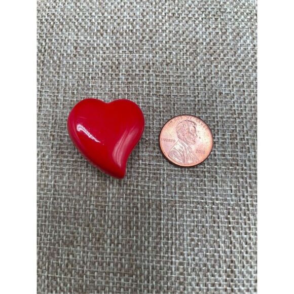 Valentines Bundle of 2 Brooches Silver Angel and Red Clay Heart - Picture 7 of 7